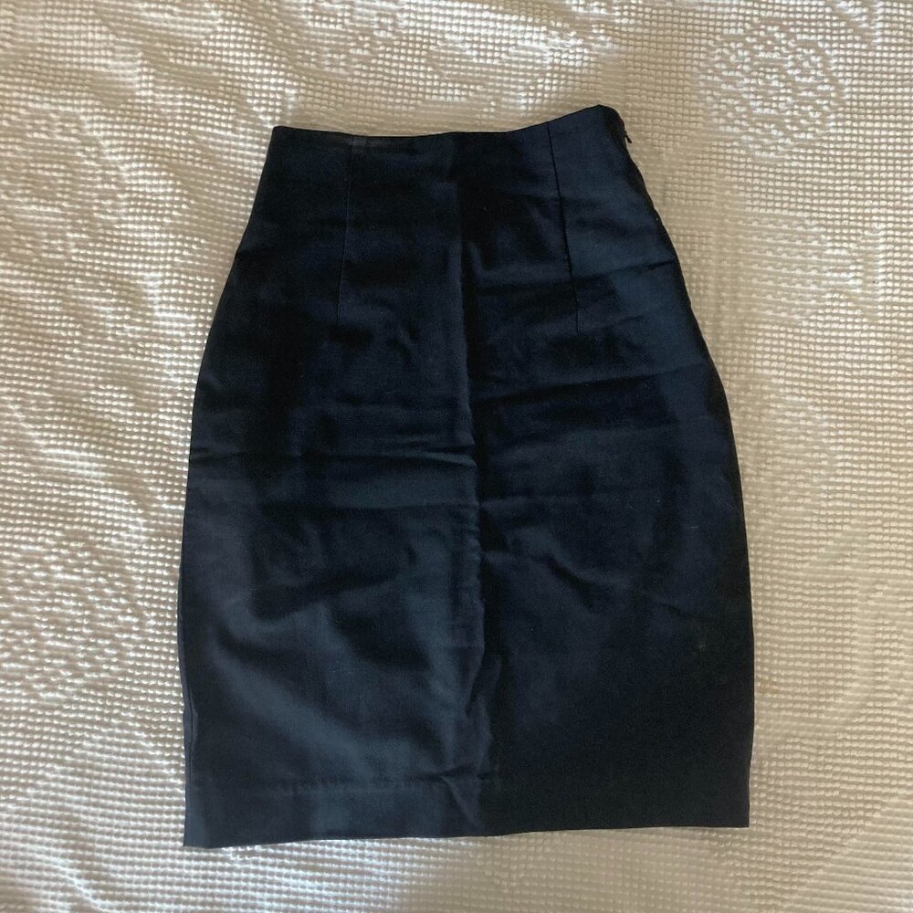 Aritzia Babaton Walt Skirt in Black